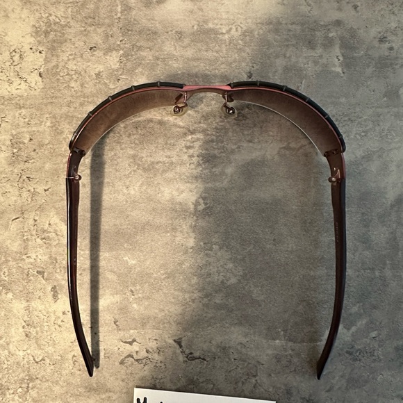 Gucci y2k sunglasses - Picture 9 of 10